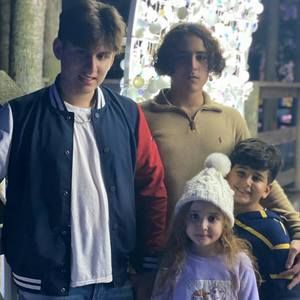 Meet your Posher, Diana